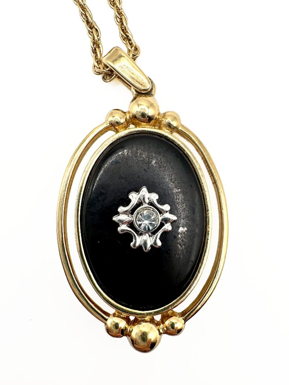 Vintage Avon 1983 Victorian Collection Faux Onyx Necklace